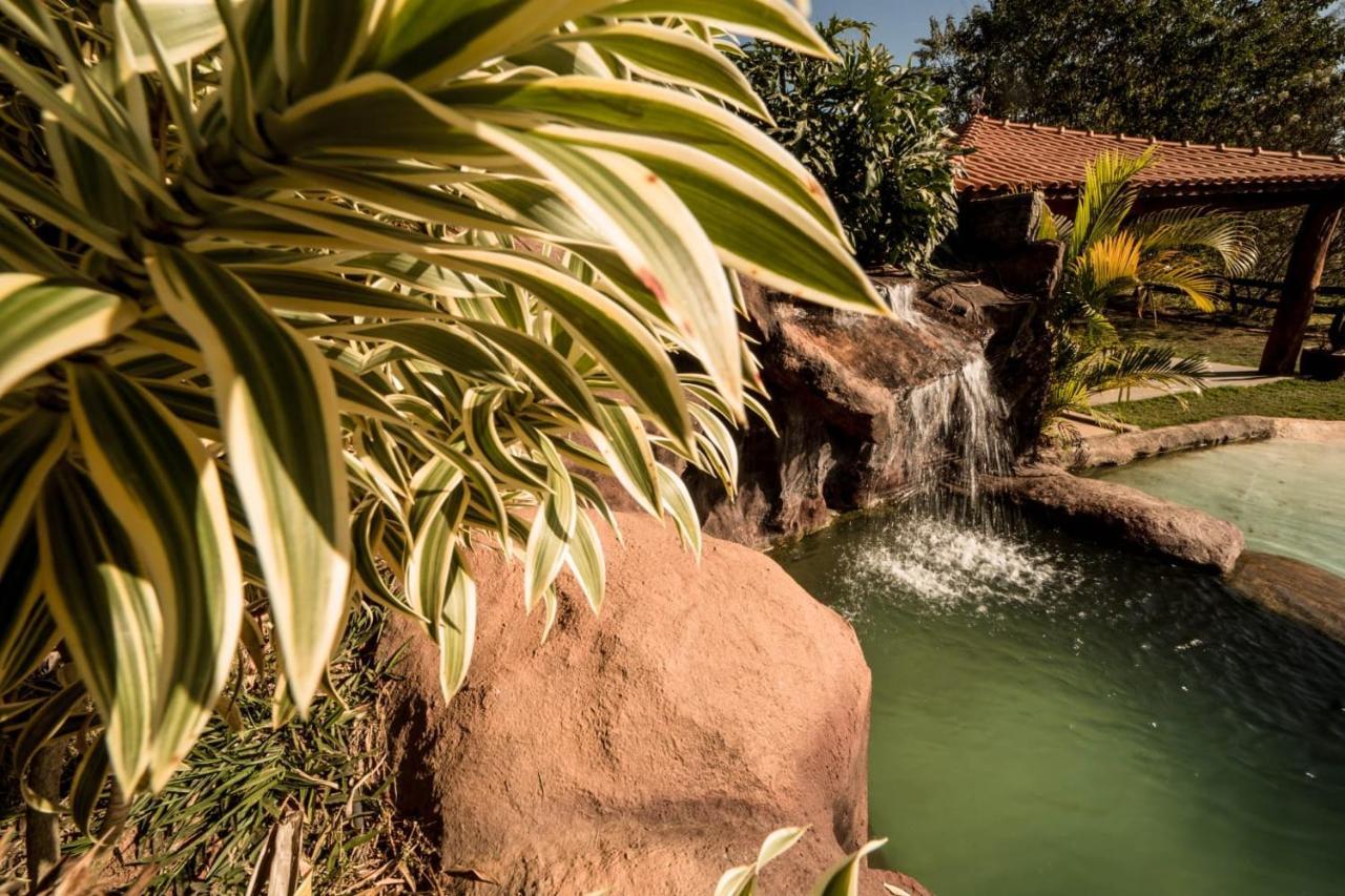 Casa De Campo Com Piscina Cascata Artificial Sao Lourenco  Luaran gambar